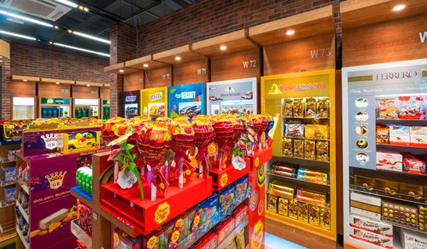 森林城市免稅店試營業中